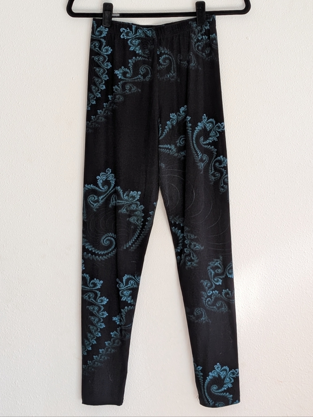 Black Leggings with Teal Fractal Print